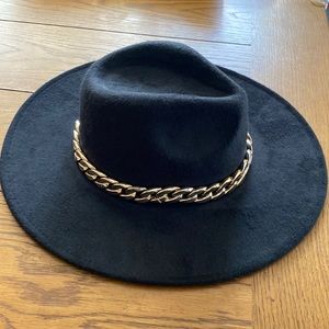 Vici Black hat